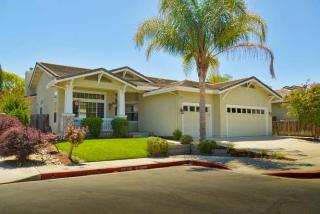 1220 Blue Parrot Ct, Gilroy, CA 95020-7468