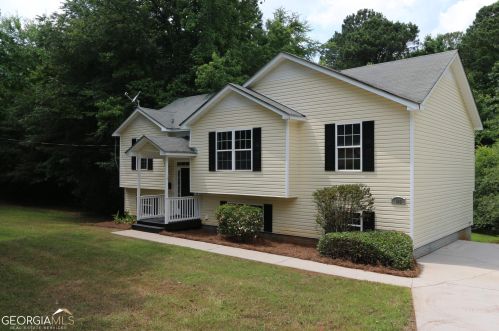 102 Oakmont Dr, Lagrange, GA 30240-7629