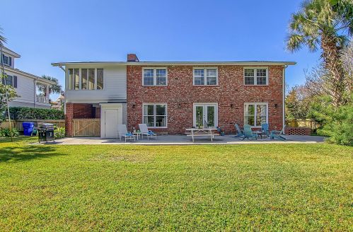 6 44th Ave, Isle Of Palms SC  29451-2605 exterior