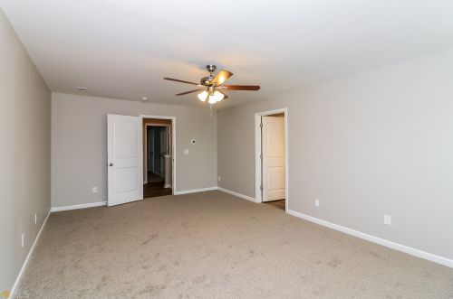 5174 Amberland Sq, Atlanta GA  30349-1696 exterior