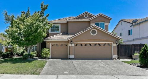 3304 Lake Terrace Dr, Elk Grove, CA 95758-4635