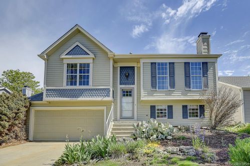 19453 Bates Ave, Denver, CO 80013-4729