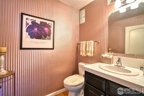 2402 Ponderosa Hl Rd, Lyons CO 80540-8432 exterior