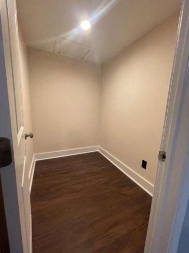 221 Cross Gate Dr, Marietta GA  30068-3921 exterior