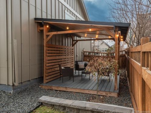 14 45th Ave, Denver CO  80216-3502 exterior