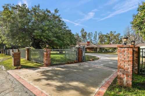 20827 Mesarica Rd, Covina, CA 91724-3311