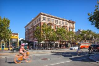 1651 Market St, San Francisco CA  94103-1200 exterior