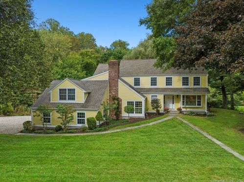 15 Walnut Pl, Wilton, CT 06897-2324