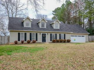 2128 Colony Dr, Holly Springs, GA 30114-4520