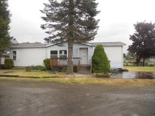 47649 School St, Oakridge OR  97463-9563 exterior