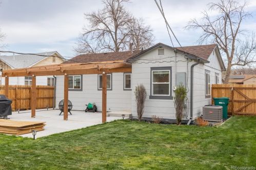 1733 Oakland St, Denver CO  80010-2823 exterior