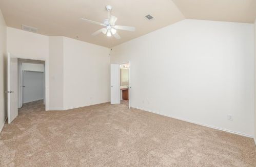 2712 Merry Vw Ln, Fort Worth TX  76120-5655 exterior