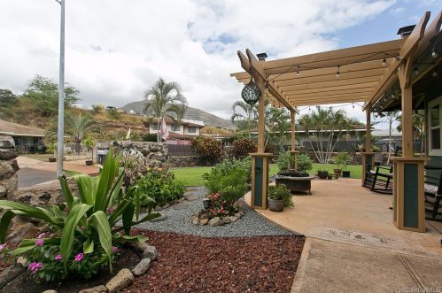 87-185 Kaleiwohi St, Nanakuli, HI 96792