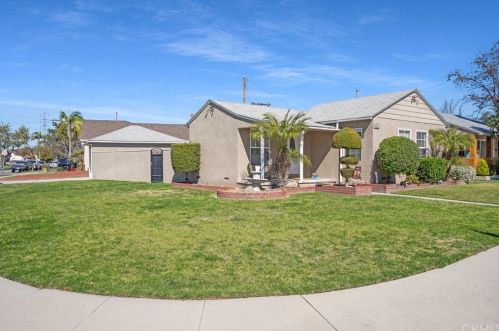 10441 Renoa Ave, South Gate, CA 90280-7206