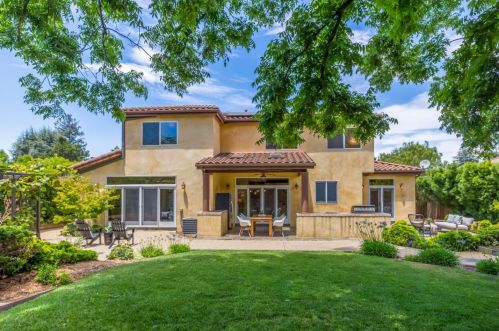 1969 Farndon Ave, Los Altos CA 94024-6944 exterior