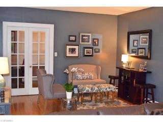 2611 Eaton Rd, Cleveland OH  44118-4330 exterior