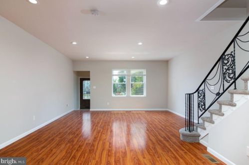 1633 Grange Ave, Philadelphia PA  19141-1708 exterior