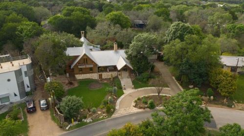 5808 Beacon Dr, Austin TX  78734-1416 exterior