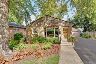 515 Grove Ave, Bensenville, IL 60106-2421