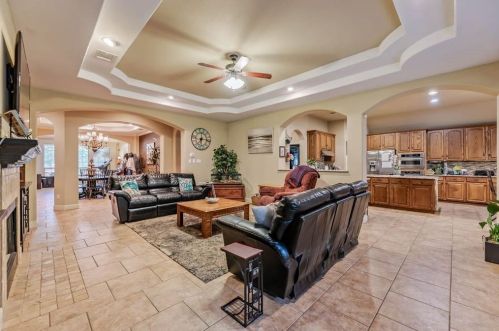 732 Nelson Ranch Rd, Cedar Park, TX 78613-4008