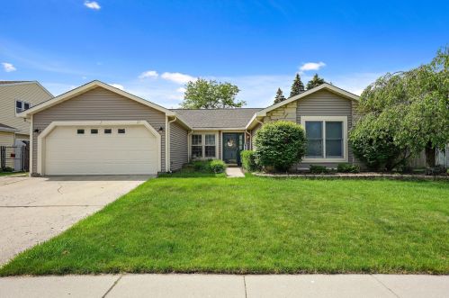 23 Hesterman Dr, Glendale Heights, IL 60139-1942