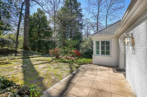 195 Beverly Rd, Atlanta GA  30309-2655 exterior