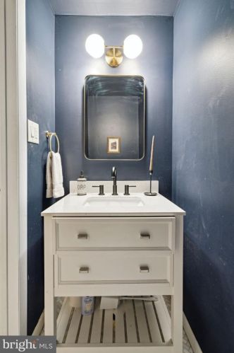 503 22nd St, Philadelphia PA  19146-1256 exterior