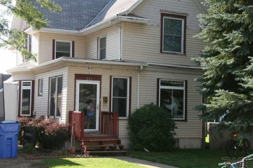 311 4th St, Alsen, SD 57004-1704