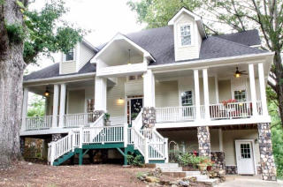 479 Pine Grove Rd, Roswell, GA 30075-4211