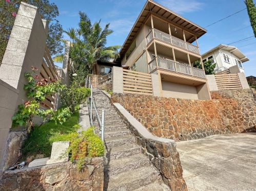 2640 Peter St, Honolulu HI  96816-2014 exterior