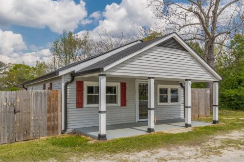 640 Old Town Rd, Villa Rica, GA 30180-1221
