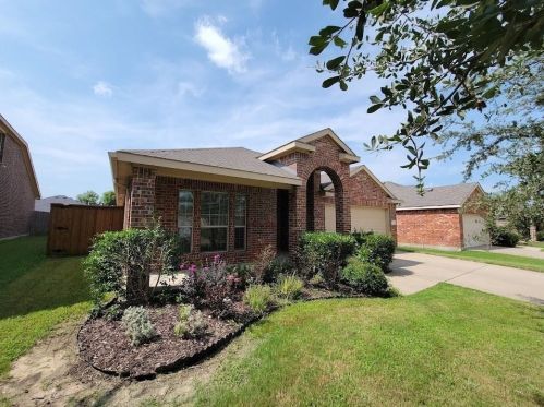 130 Meadow Crest Dr, Princeton TX  75407-2687 exterior