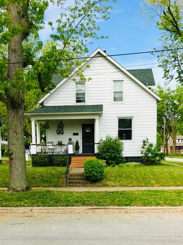 700 Zschokke St, Grantfork, IL 62249-1449