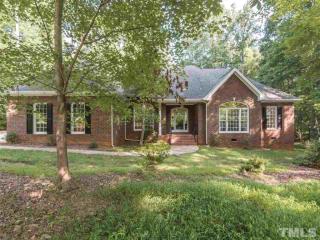 5212 Pine Dr, Raleigh, NC 27606-9543