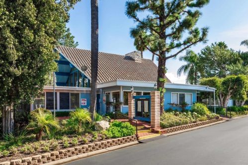 1145 Barham Dr, San Marcos CA  92078-4532 exterior