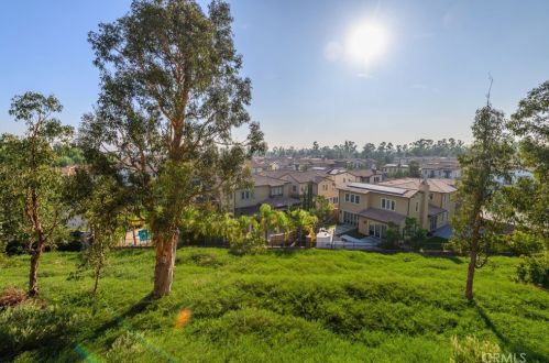 126 Long Fence, Irvine CA  92602-1807 exterior