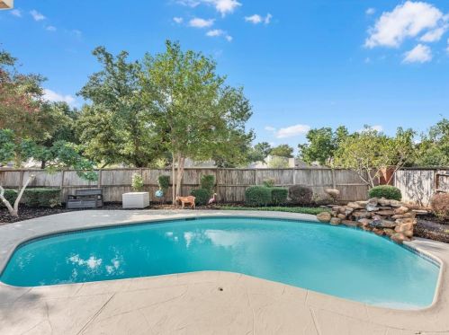 12127 Aspen Ln, Stafford, TX 77477-1681