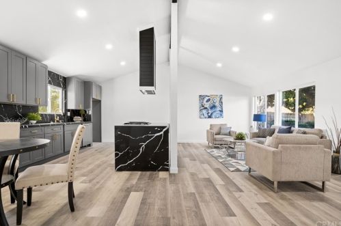 856 Avenida Taxco, Vista CA  92084-5339 exterior