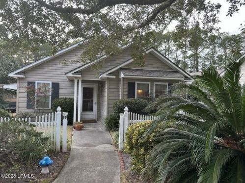 19 Sawmill Forest Dr, Bluffton, SC 29910-6110