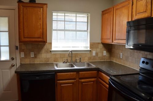 7 States Ave, Midlothian TX  76065-6710 exterior