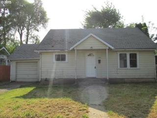 722 Wharton St, Roseburg, OR 97471-2861