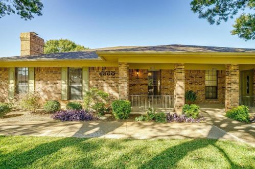 4860 Ledgestone Ct, Fort Worth TX  76132-2013 exterior