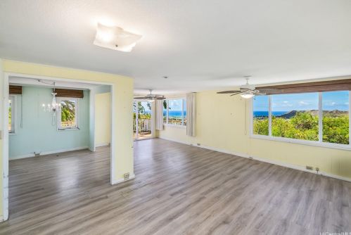 1729 Iwi Way, Honolulu HI  96816-3826 exterior