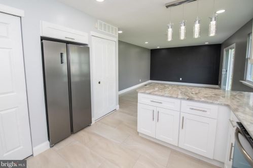 1865 Greymont St, Philadelphia PA  19116-3829 exterior