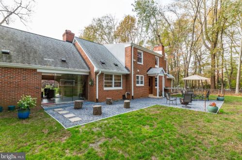 15009 Snowden Dr, Silver Spring MD 20905-5663 exterior