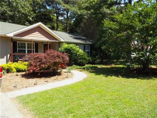 21 Faye Dr, Smithfield, VA 23430-1622