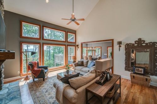 1458 Valley View Dr, Big Canoe GA  exterior