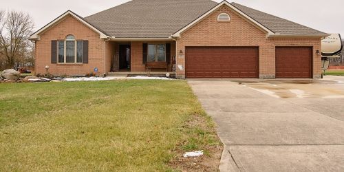 5541 Meissen Dr, Springfield OH  45502-8878 exterior