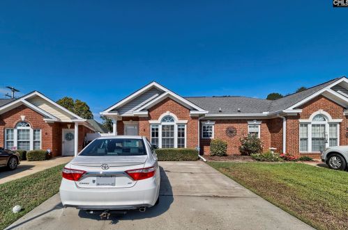 4 Crescent Moon Ct, Lexington, SC 29072-7782