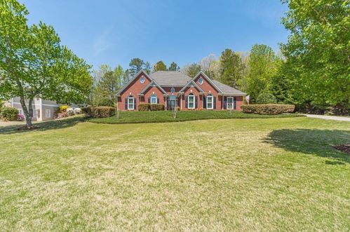 74 Gold Bullion Dr, Dawsonville, GA 30534-3105